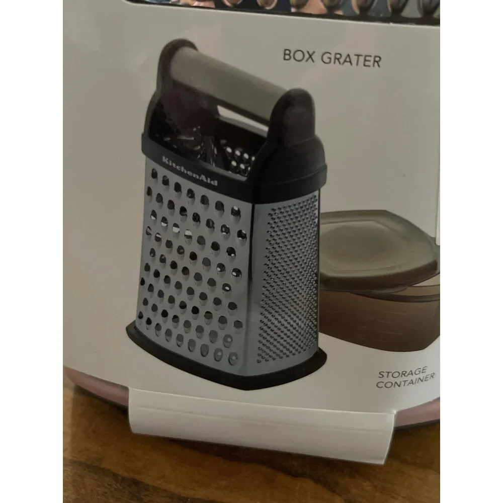 KitchenAid‎ Pink Box Grater Covered Container 4 Stainless Steel Blades New
